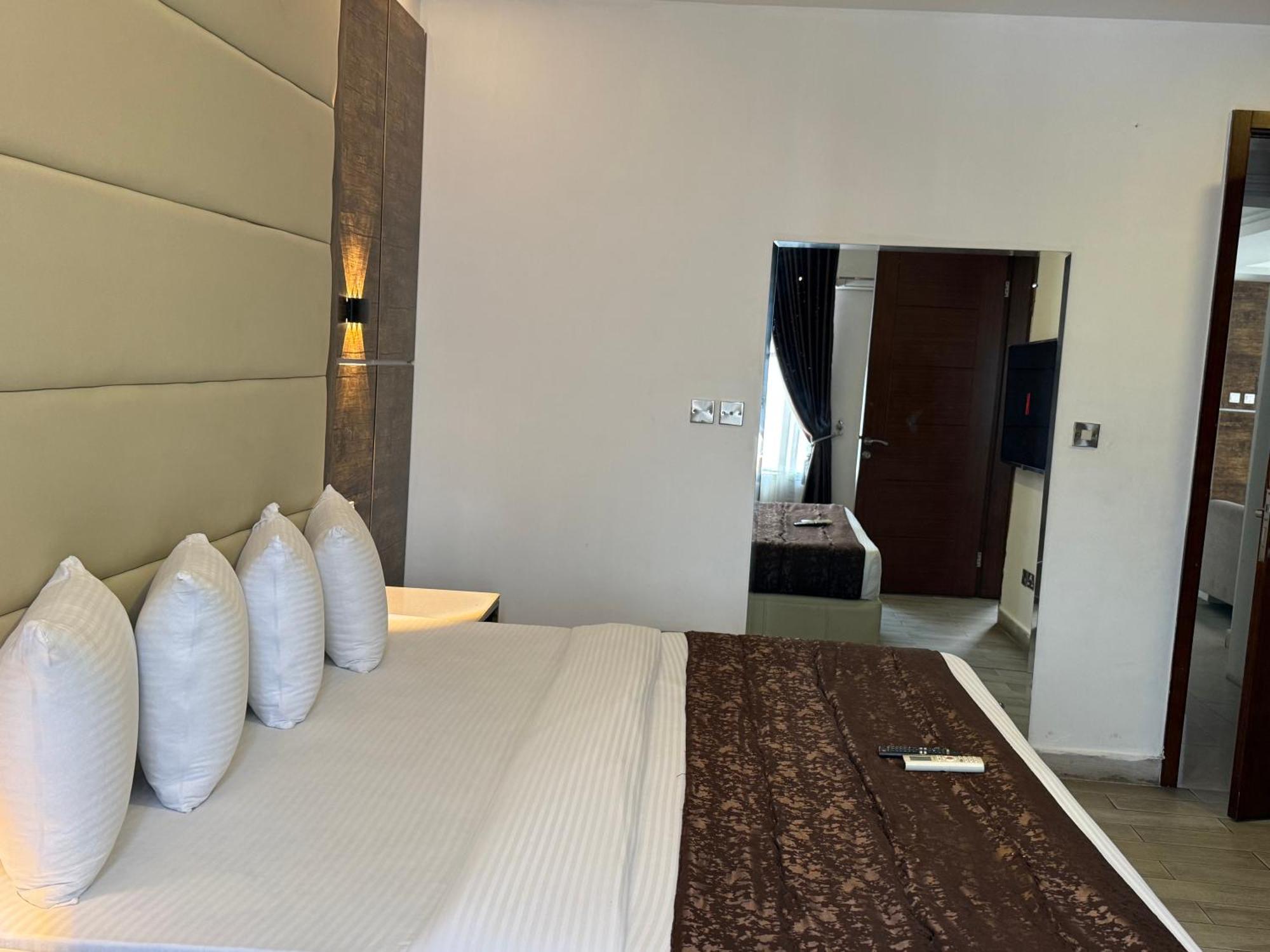 Presken Luxury Apartments Лаґос Екстер'єр фото