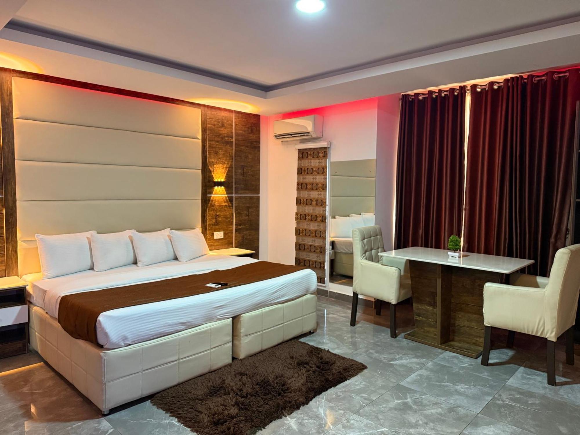Presken Luxury Apartments Лаґос Екстер'єр фото